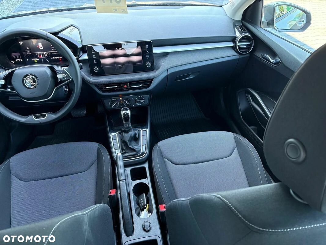 Skoda Fabia 1.0 TSI Selection DSG - 18