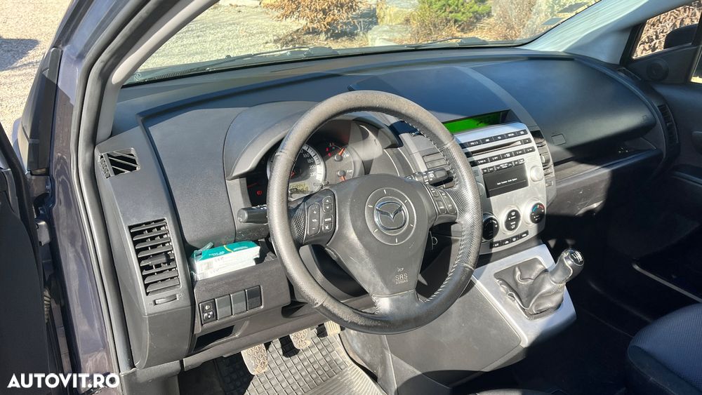 Mazda 5 - 4