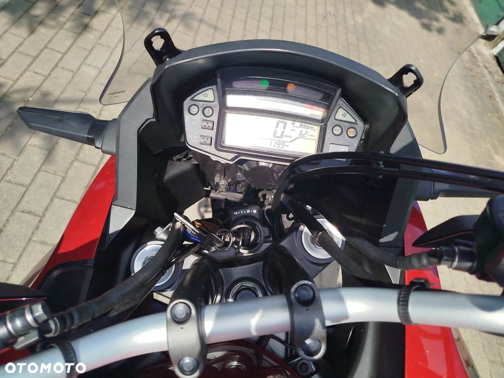 Honda VFR - 9