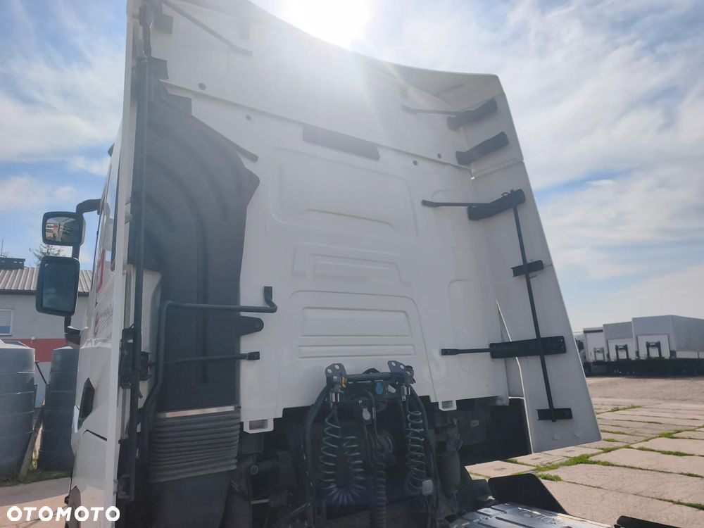 Renault Gama T 480 - 12