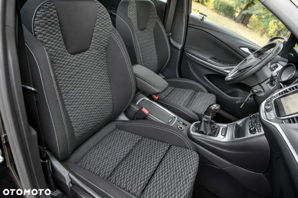 Opel Astra - 18