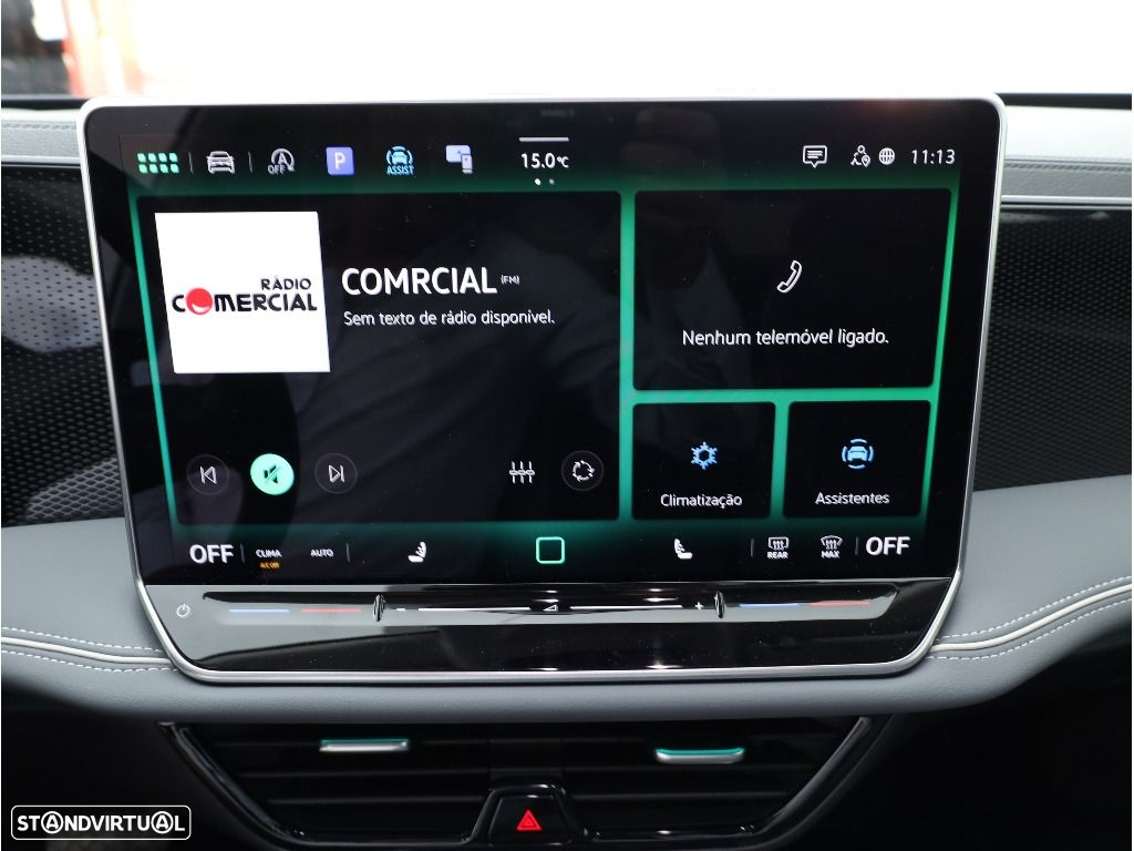 VW Passat Variant 2.0 TDi Business DSG - 25