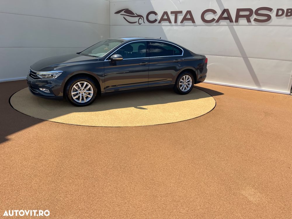 Volkswagen Passat 1.6 TDI SCR DSG Business - 6