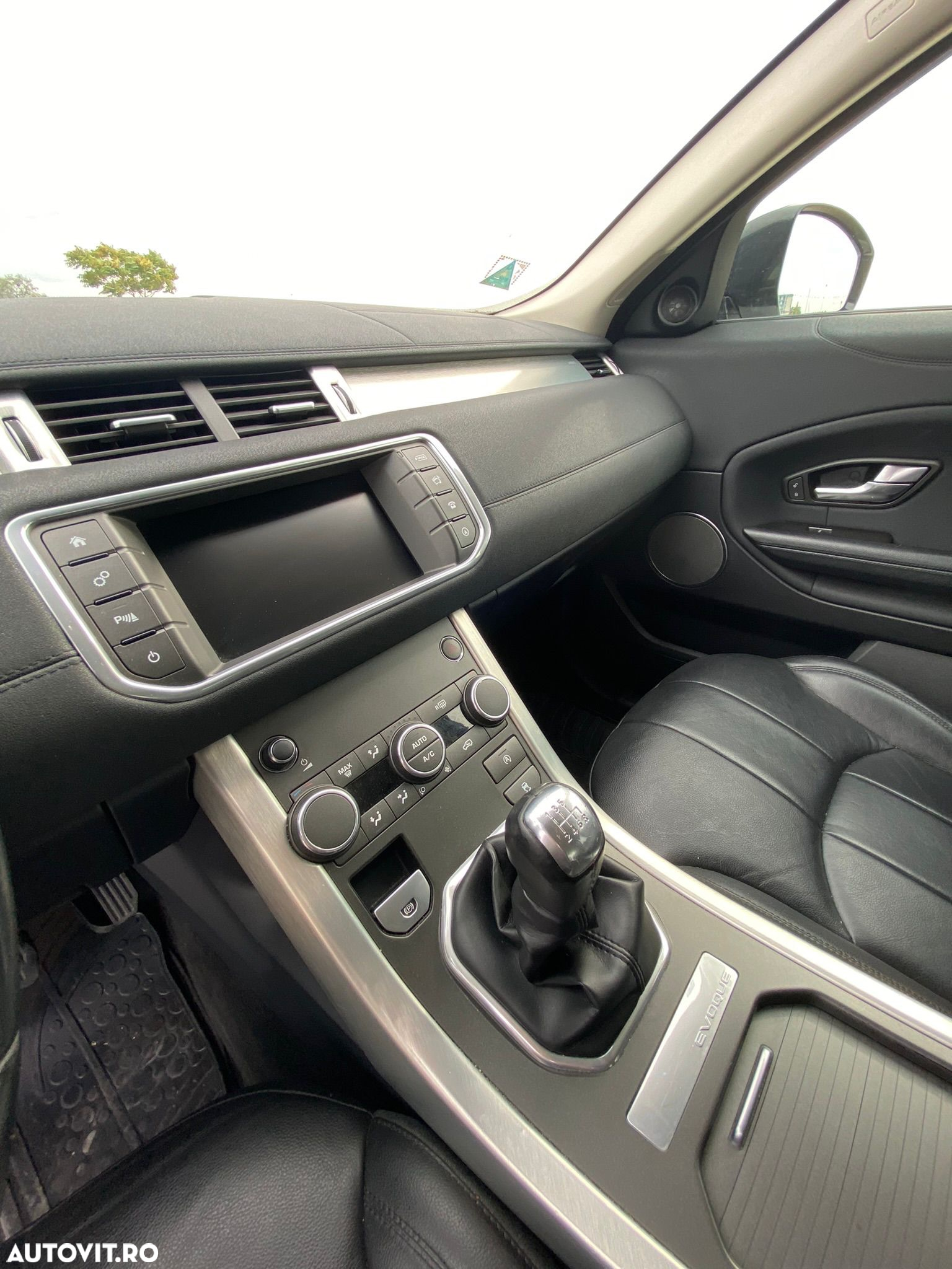 Land Rover Range Rover Evoque - 4