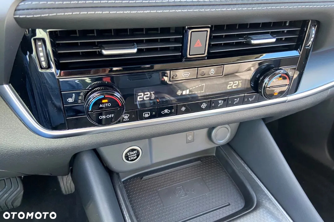 Nissan Qashqai 1.3 DIG-T mHEV 4x4 N-Connecta Xtronic - 11