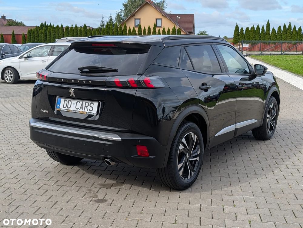 Peugeot 2008 BlueHDi 130 Allure S&S EAT8 - 14