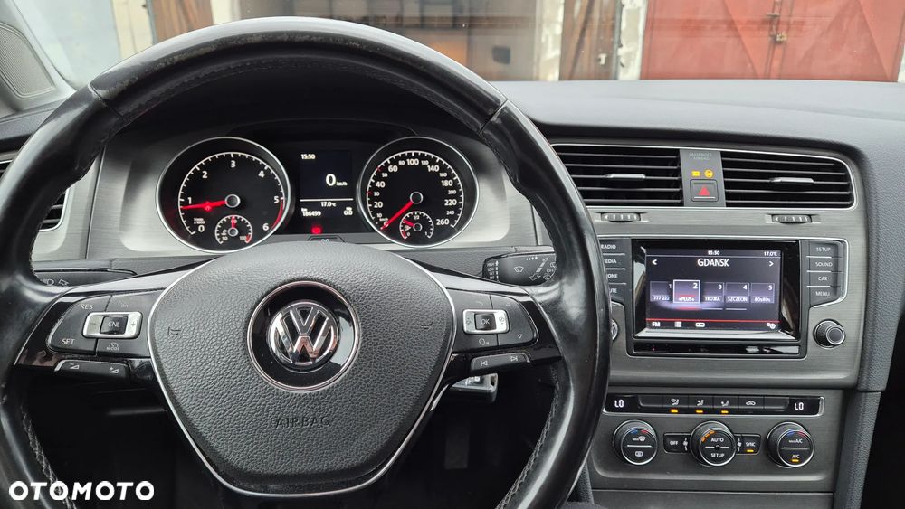 Volkswagen Golf - 14
