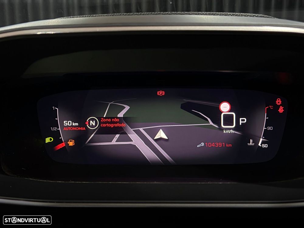 Peugeot 2008 1.2 PureTech Allure EAT8 - 21