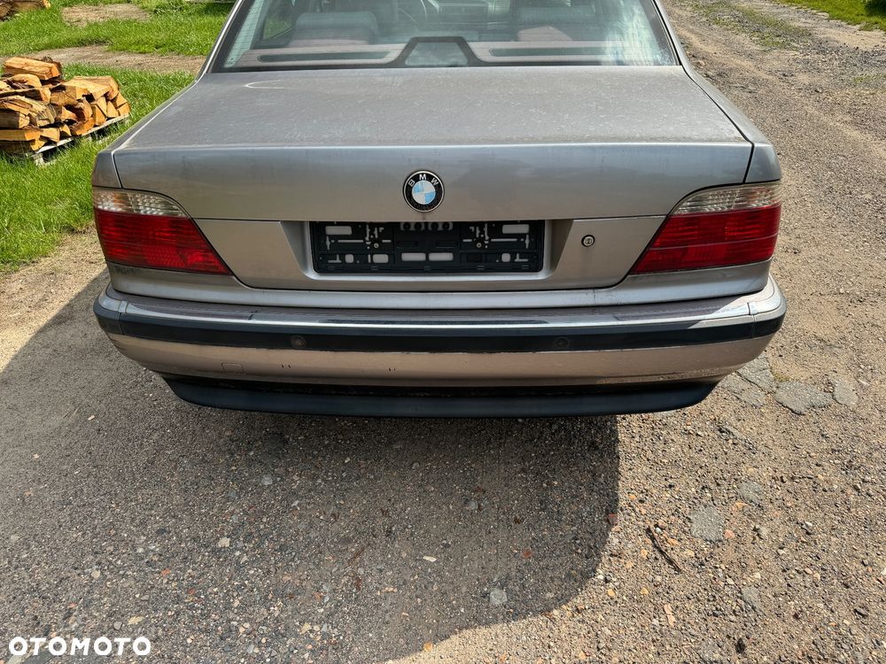 BMW Seria 7 728i L - 5