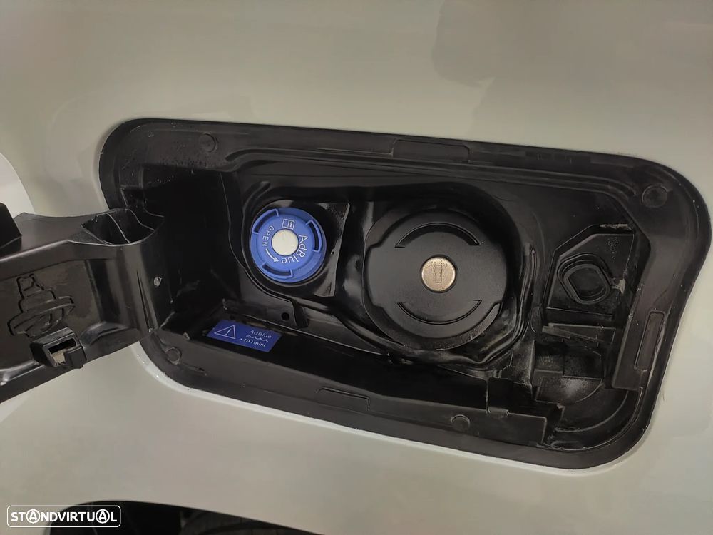 Toyota Proace City 1.5D L2 Exclusive - 16