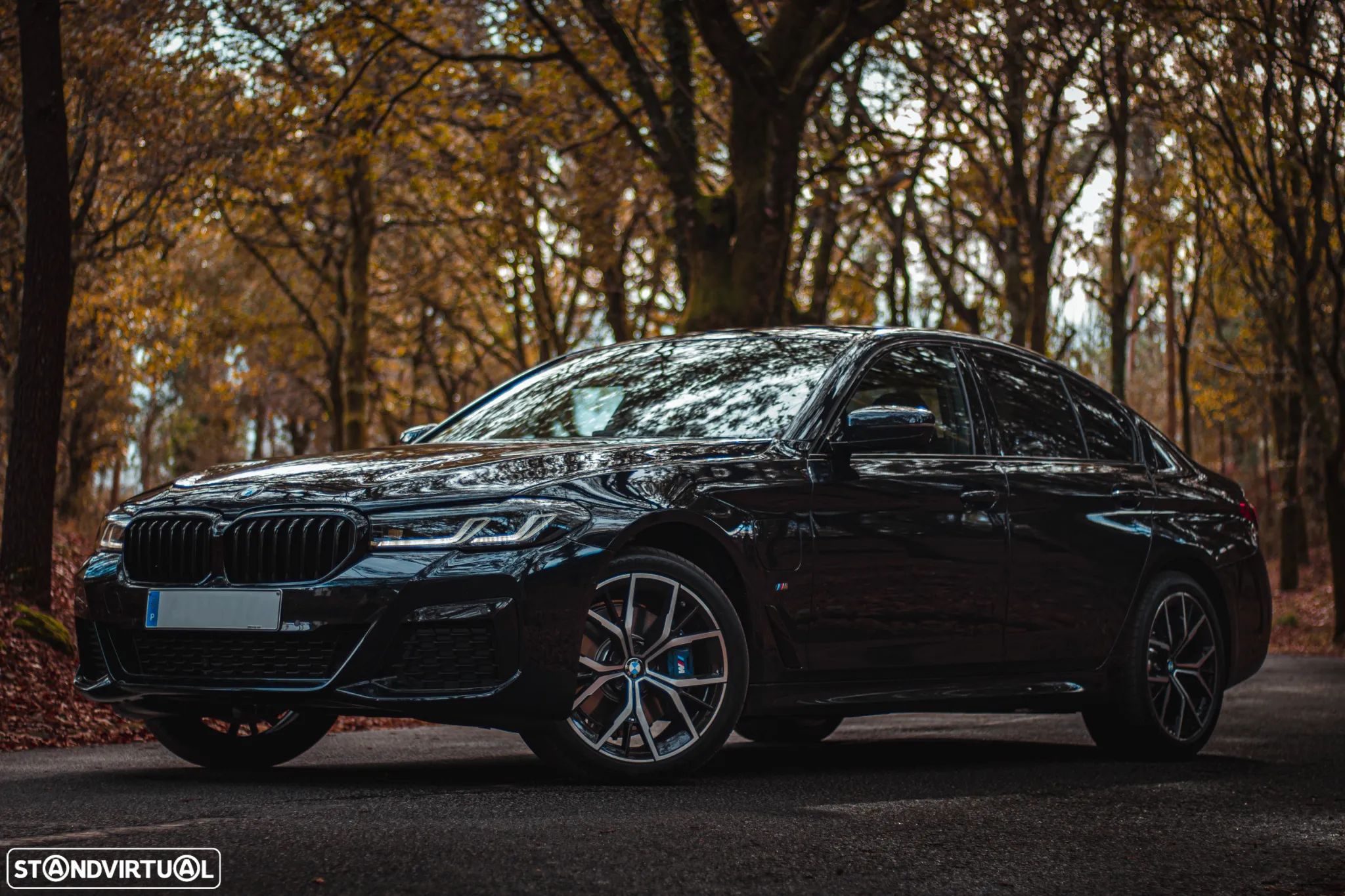 BMW 530 e Pack Desportivo M - 1