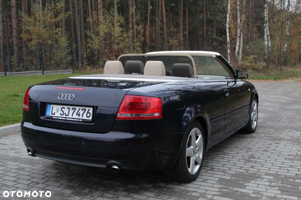 Audi A4 Cabrio - 4