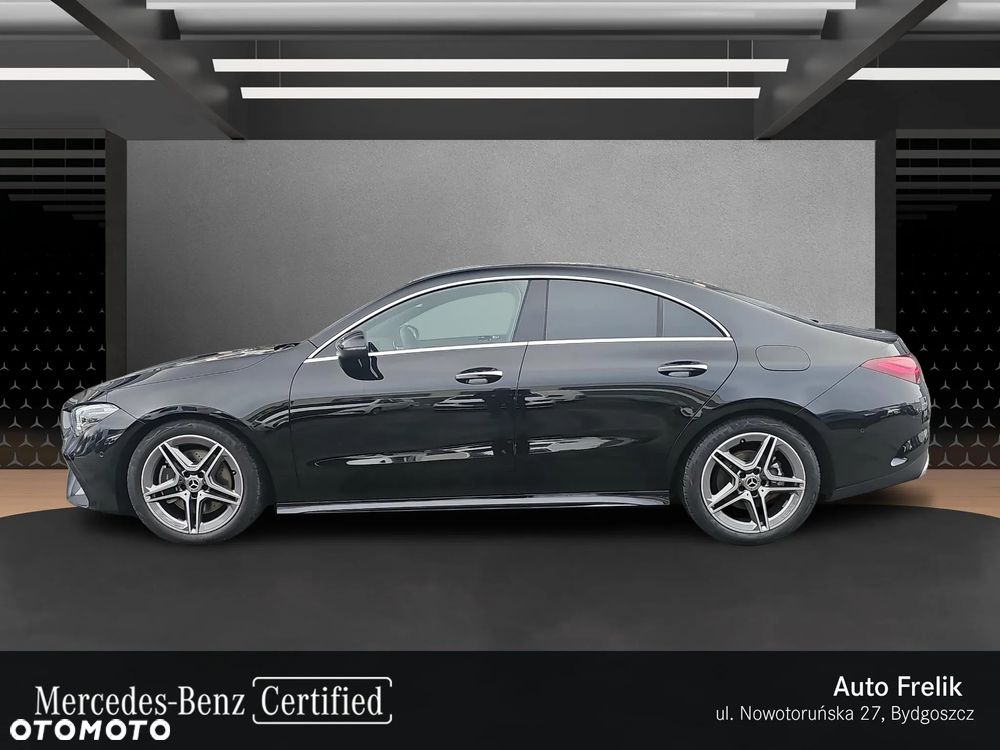 Mercedes-Benz CLA 200 4Matic 8G-DCT AMG Line - 2