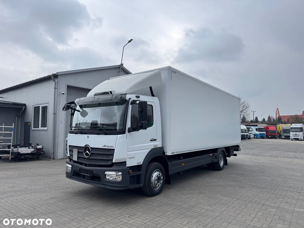 Mercedes-Benz ATEGO - 13