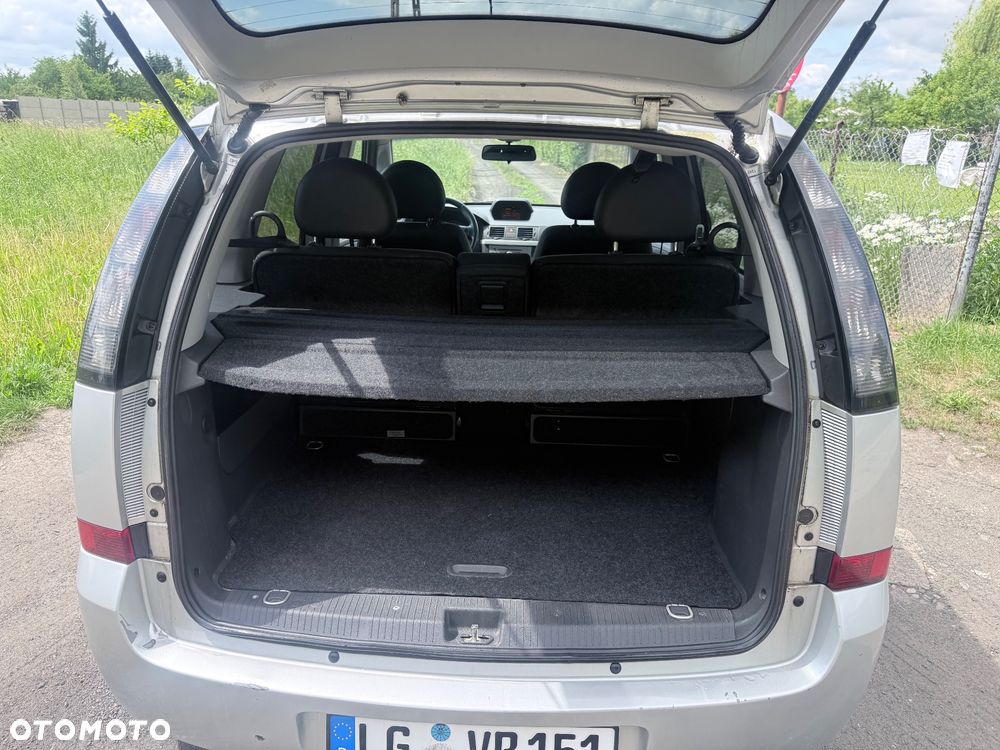 Opel Meriva 1.6 Cosmo - 13