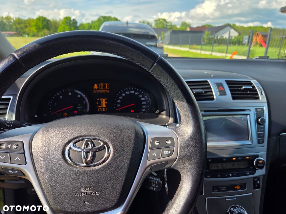 Toyota Avensis 2.0 D-4D - 8