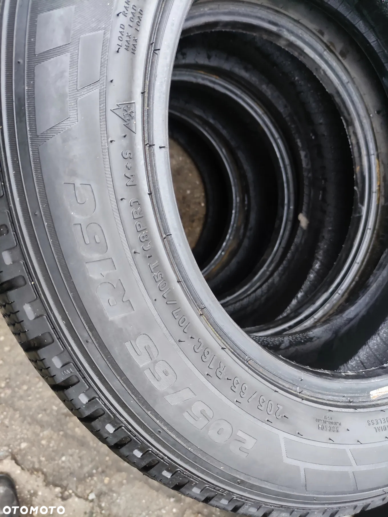 205/65R16C 107/105T Opony Zimowe Zima Pirelli Carrier WINTER 16C Legnica ALU-RAD 7,5mm - 6