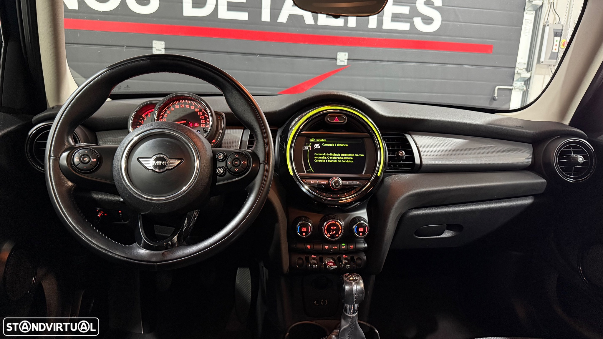 MINI 5 Portas Cooper D - 18