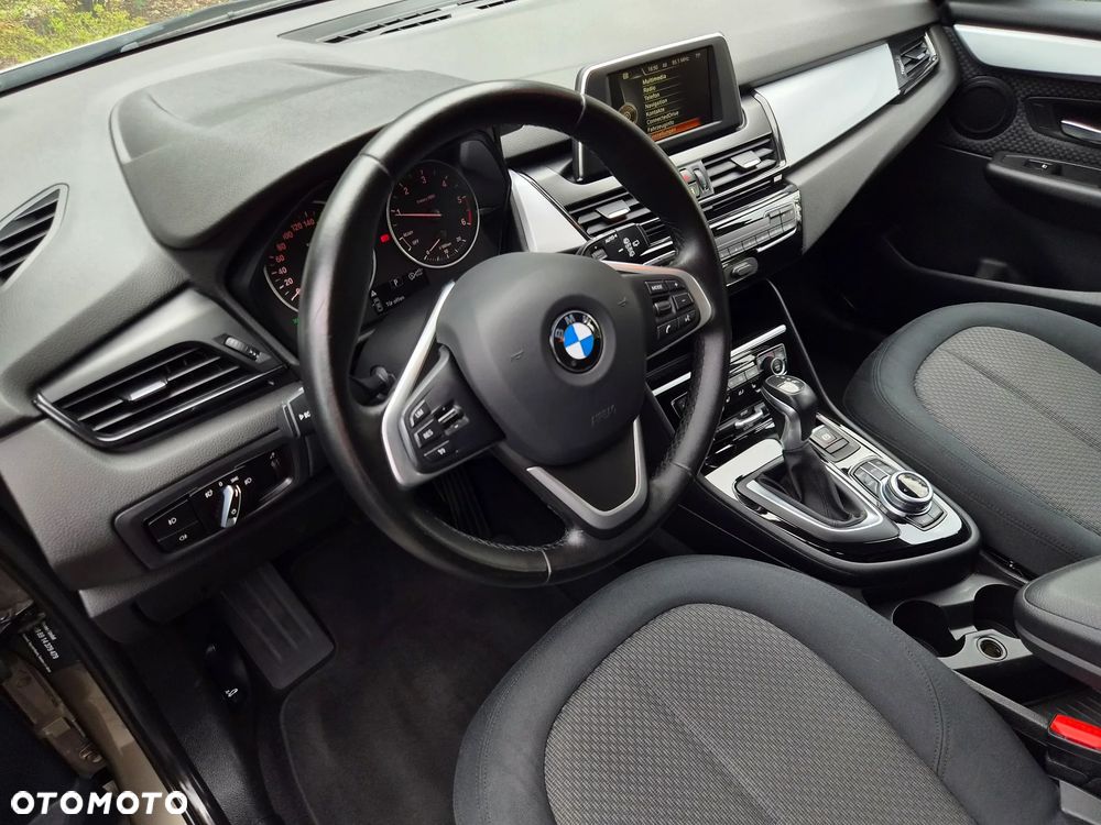 BMW Seria 2 220d Sport-Aut Advantage - 10