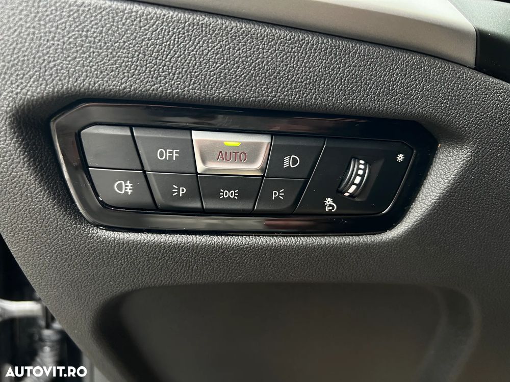 BMW Seria 3 318i AT - 22