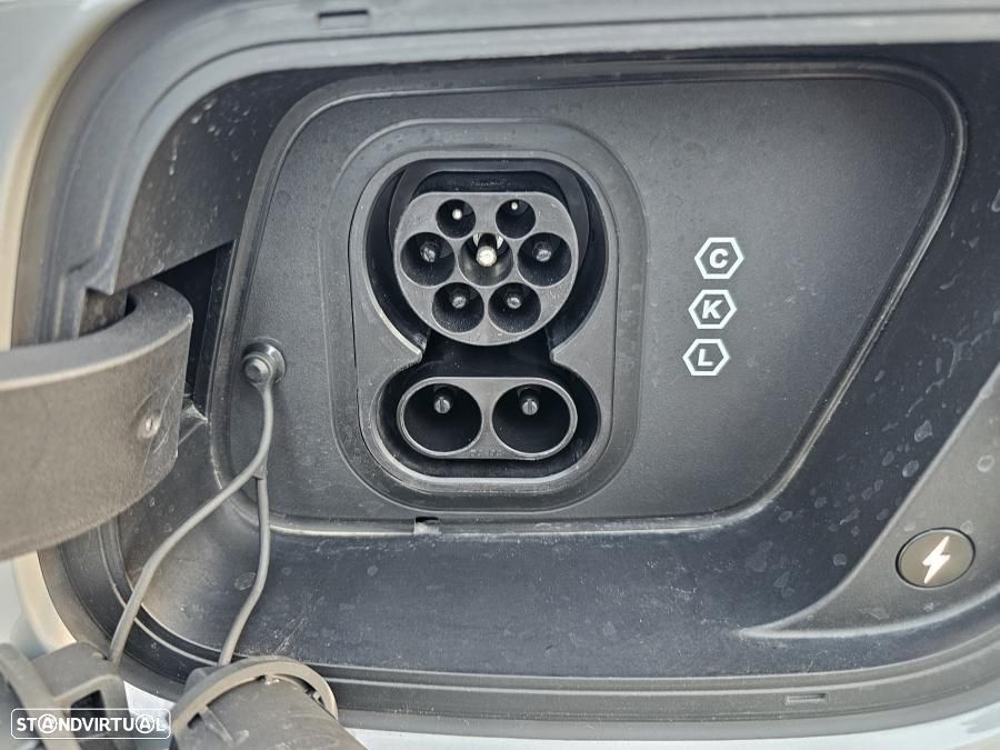 Volvo EX30 69 kWh Single Motor Extended Range Plus - 13
