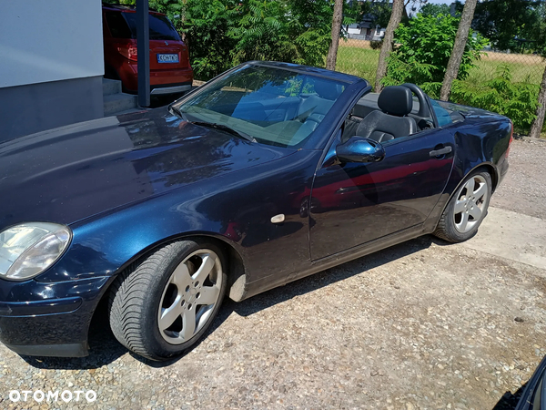 Mercedes-Benz SLK 200