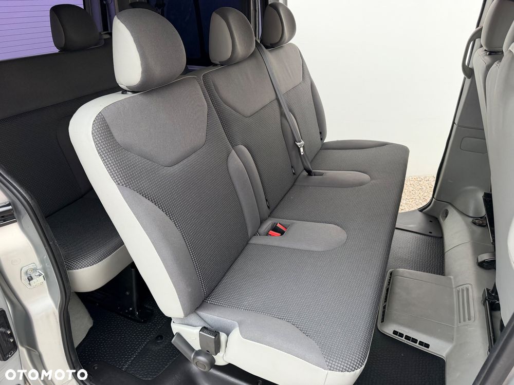 Opel Vivaro L1H1 Easytronic DPF Tour - 13