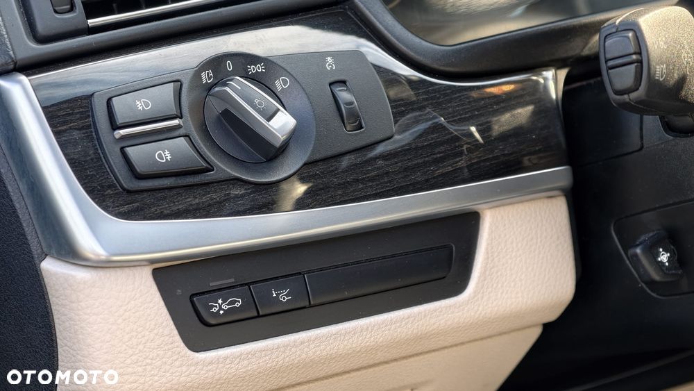 BMW Seria 5 - 16