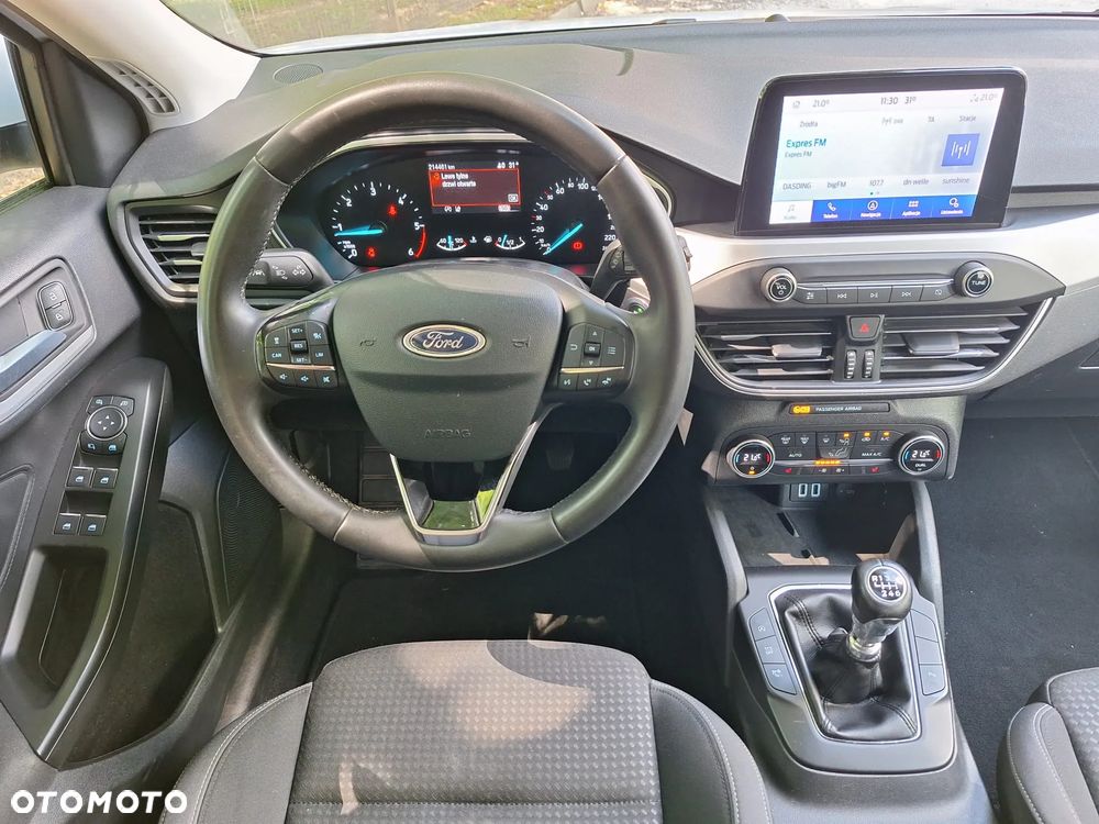 Ford Focus - 17