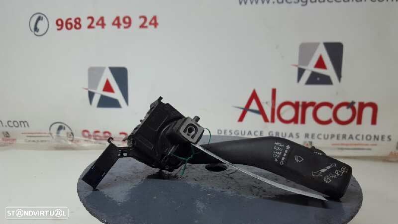 COMANDO DO LIMPA-VIDROS SEAT LEON (1P1) SPORT LIMITED - 1