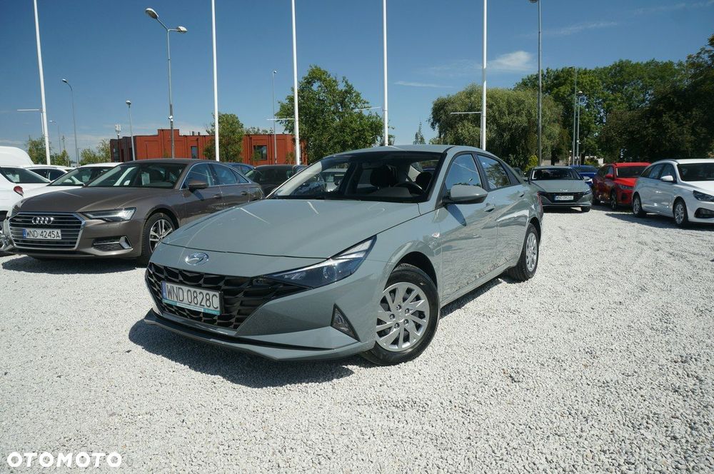 Hyundai Elantra 1.6 Modern - 2