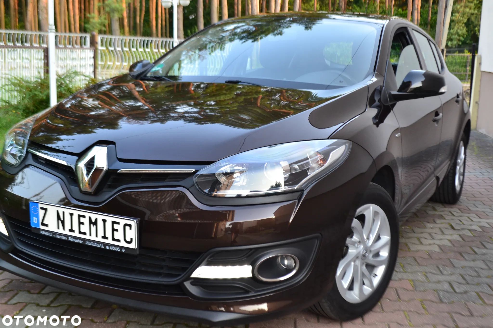 Renault Megane ENERGY TCe 130 LIMITED - 1