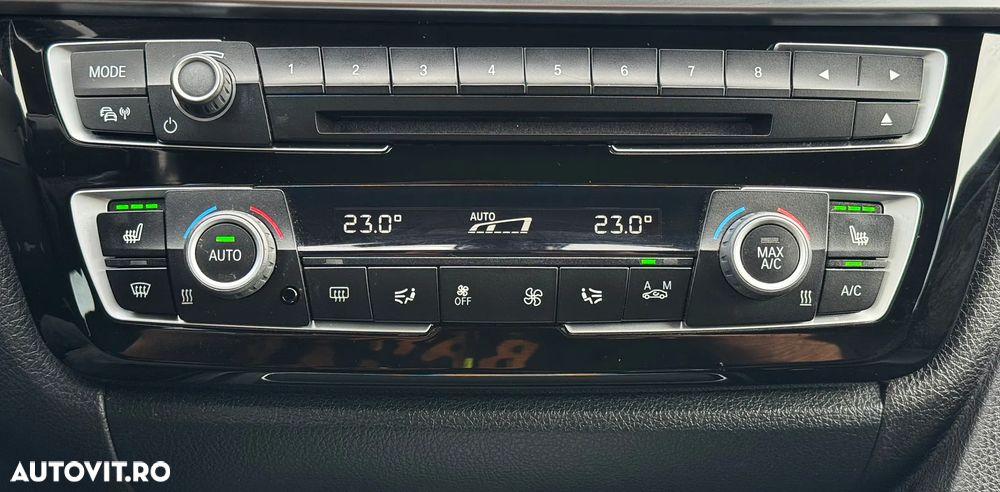 BMW Seria 3 318d Touring Aut. Luxury Line - 29