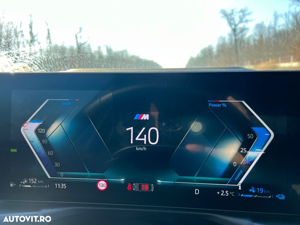 BMW Seria 3 330e xDrive AT PHEV - 32