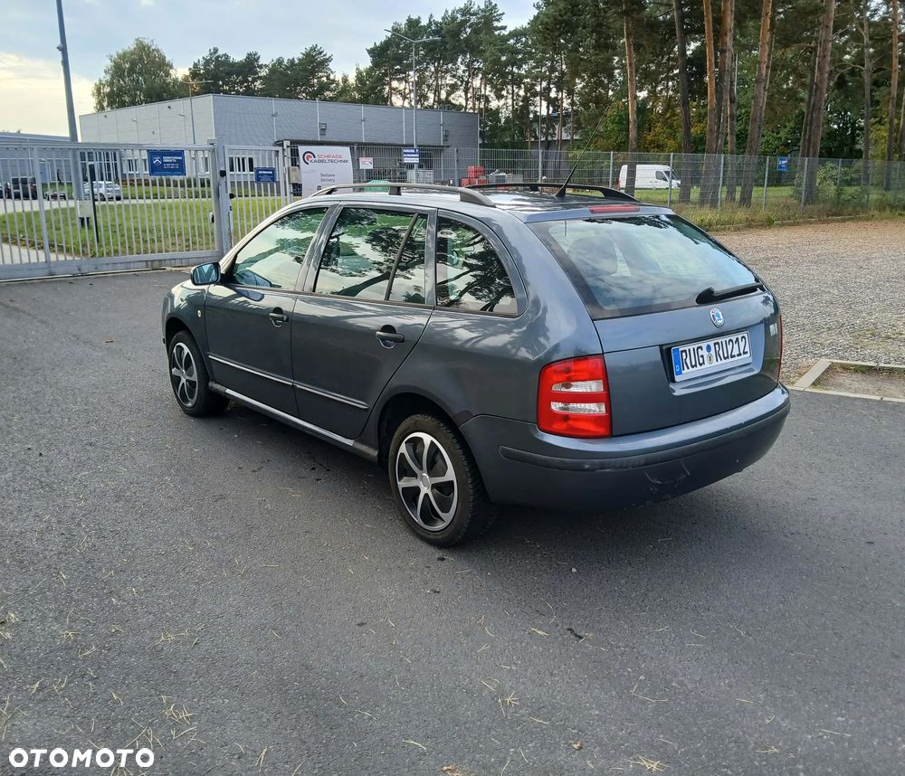 Skoda Fabia - 4