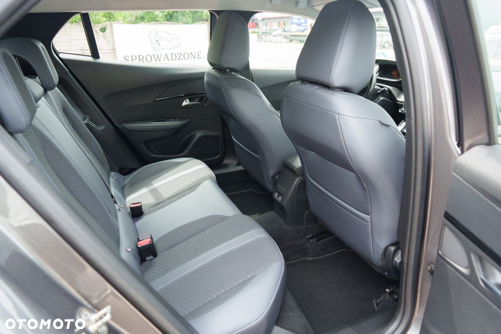 Peugeot 2008 PureTech 130 Allure - 24