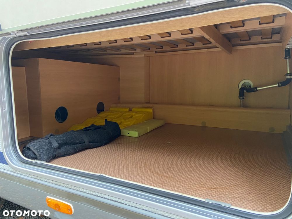 Dethleffs Advantage Fiat Ducato Półintegra Zimowy - 25