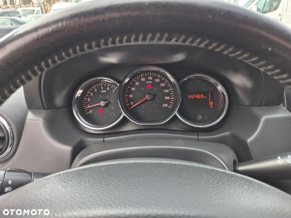 Dacia Duster 1.2 TCe Laureate S&S EU6 - 37