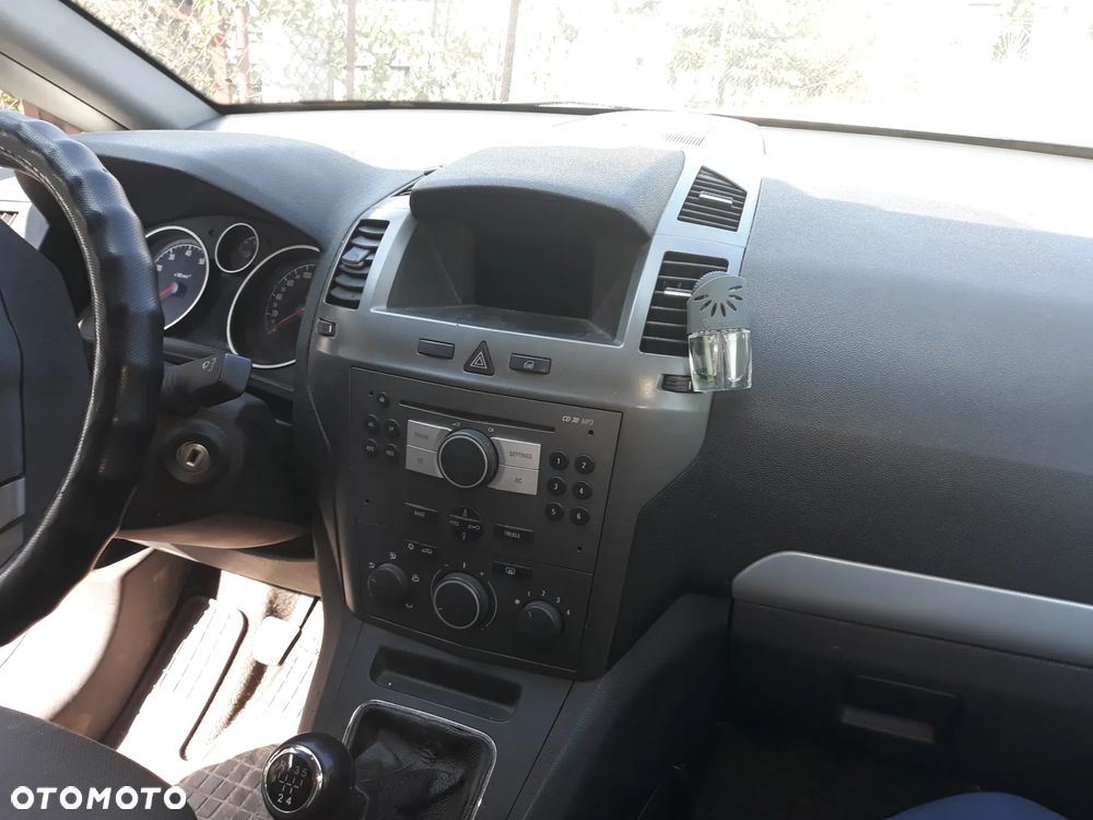Opel Zafira 1.8 Family - 5
