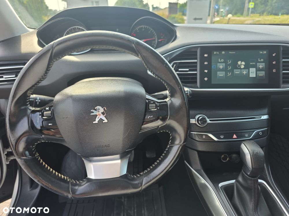 Peugeot 308 - 11