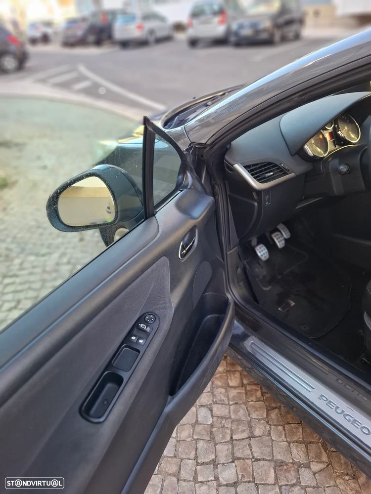 Peugeot 207 CC 1.6 VTi Active - 9