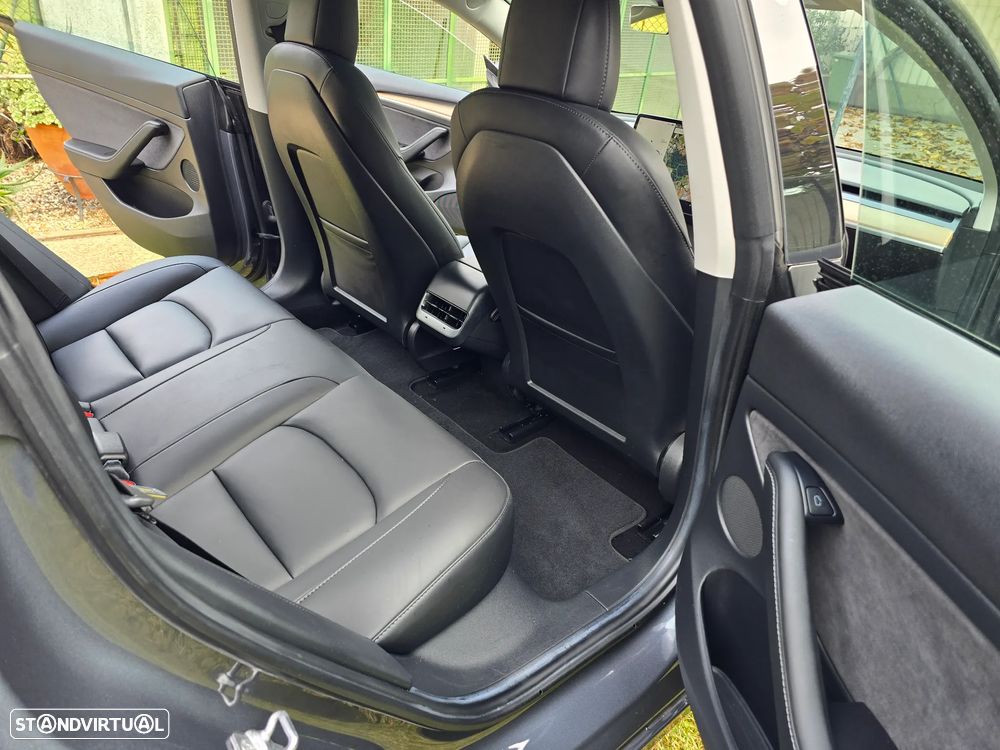 Tesla Model 3 Standard Range Plus RWD - 14