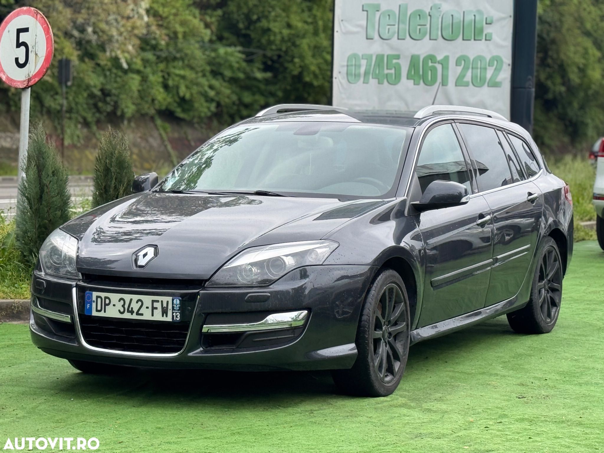 Renault Laguna - 1
