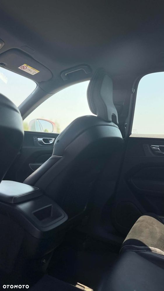 Volvo XC 60 D4 SCR AWD R-Design - 29