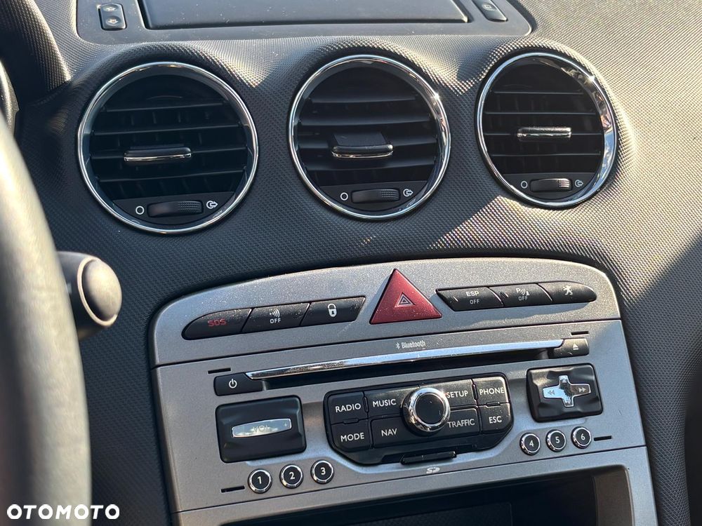 Peugeot 308 1.6 Premium - 32