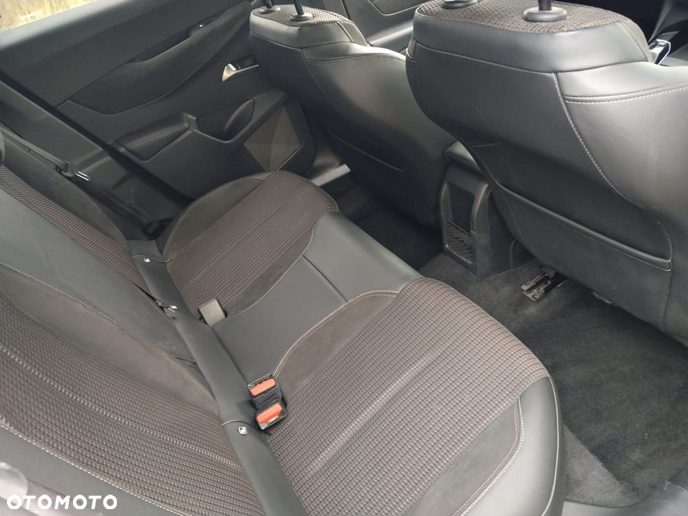 DS Automobiles DS 3 Crossback - 16