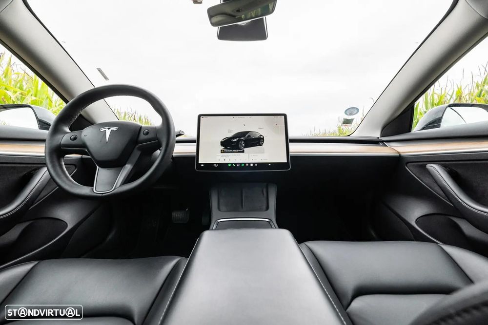 Tesla Model 3 Long-Range Dual Motor AWD - 33