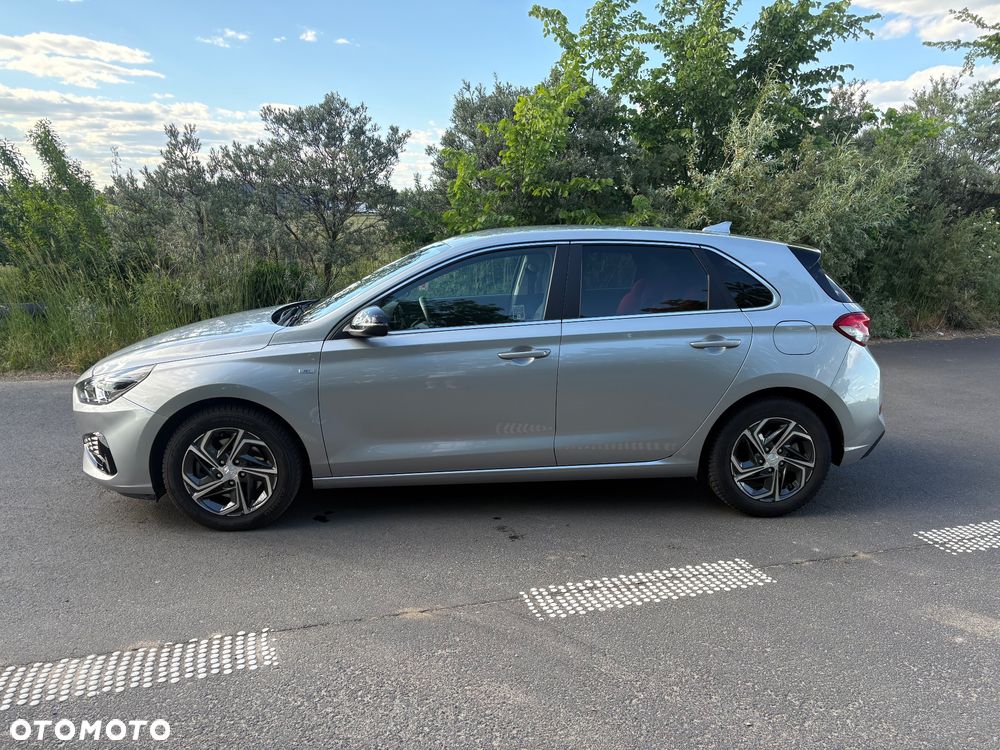 Hyundai i30 1.5 T-GDI 48V Premium DCT - 4