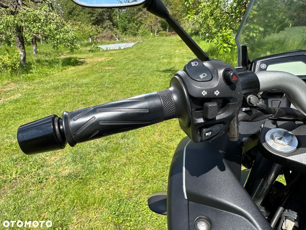 Yamaha XJ - 24