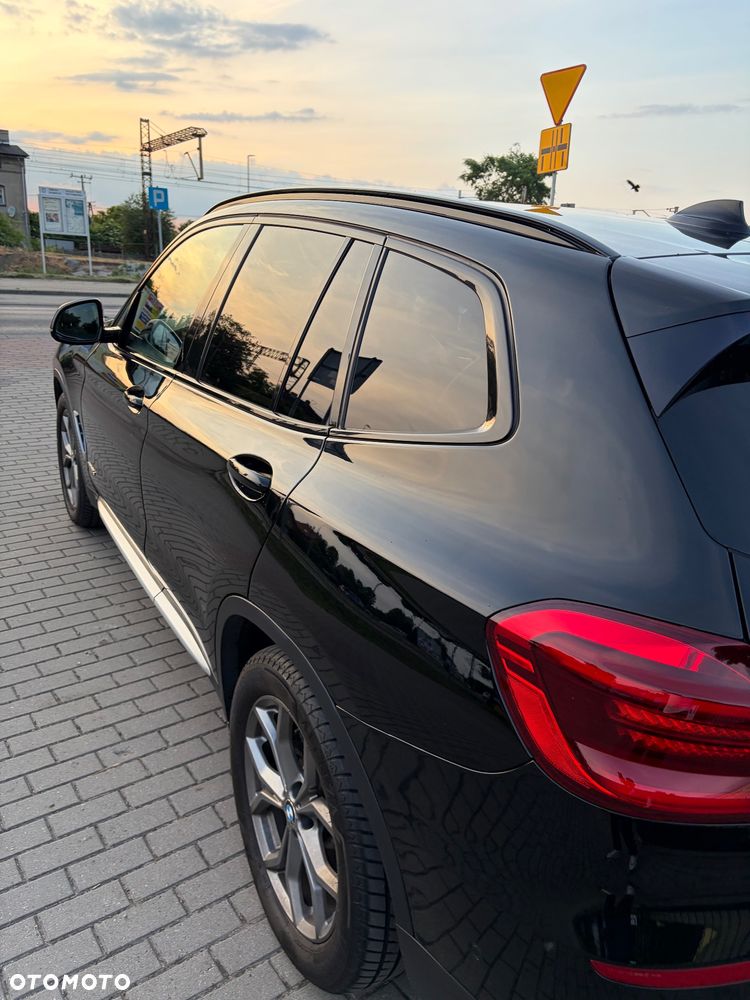 BMW X3 xDrive20d xLine - 22